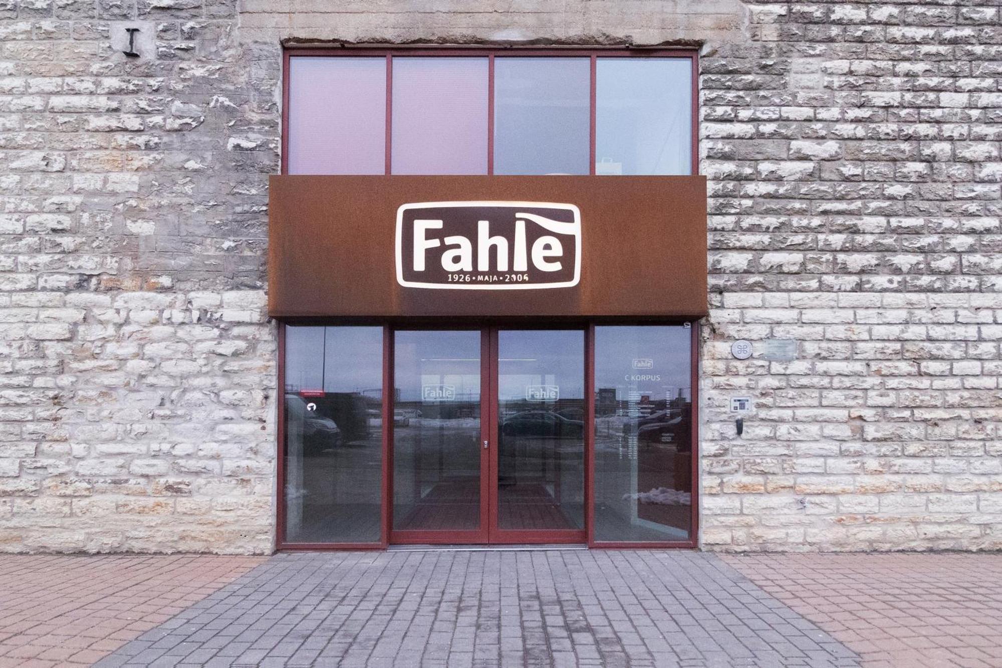 Apartment Revalia Fahle Airport Bus-station With Views
