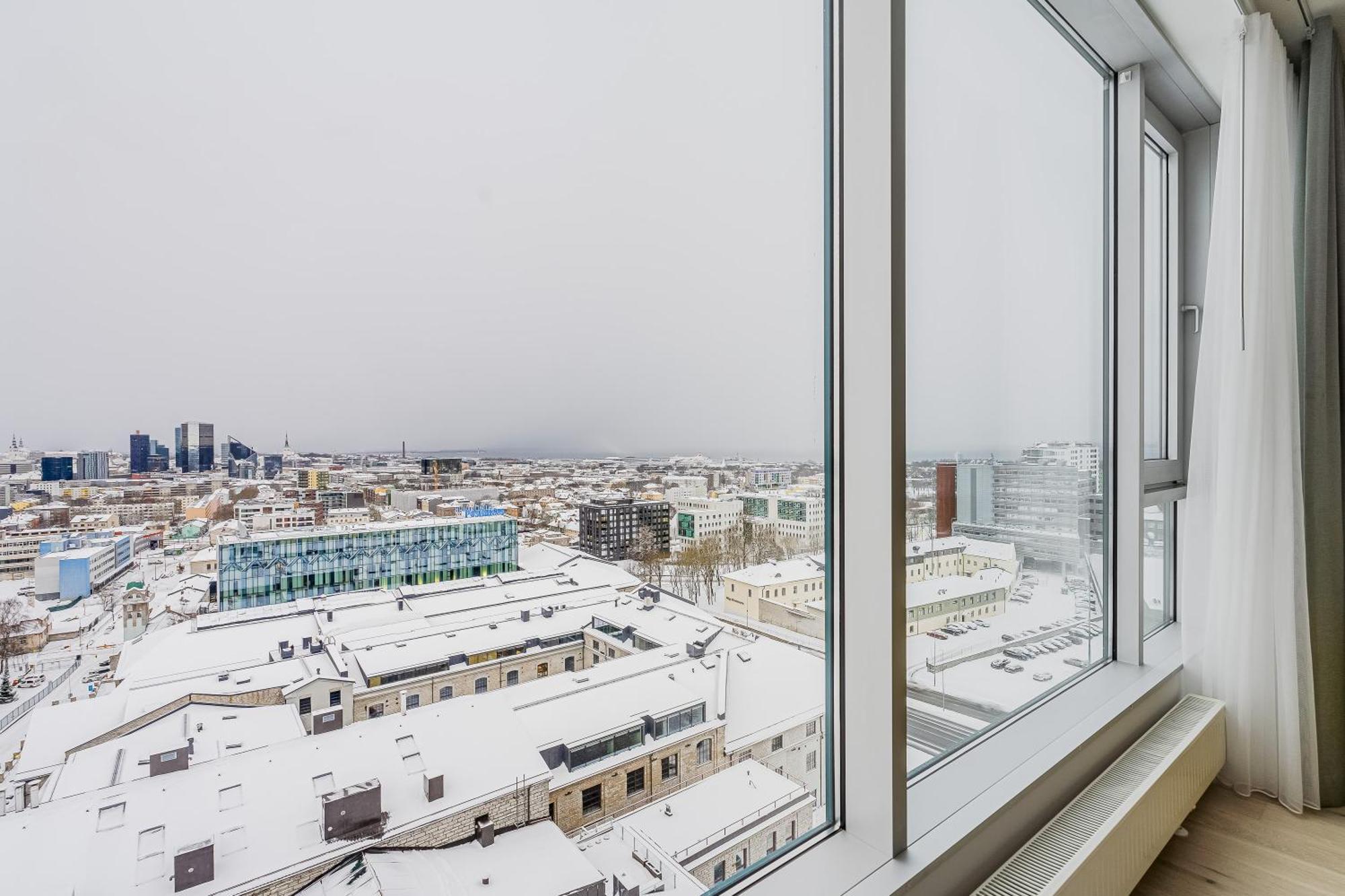 Revalia Fahle Airport Bus-station With Views Appartement